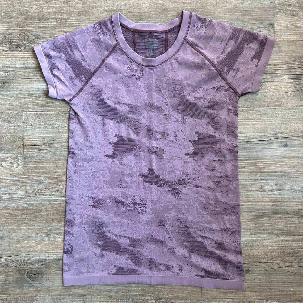 Athleta Momentum Seamless Camo Tee